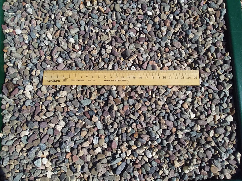 Kamenclub.ru: Галька речная окат цветная фр.5-10 мм. купить  в Махачкале галька речная белый, серый, красноватый, синий, темно-серый речная окатанная галька декоративная 6800 руб/т   фото КАМЕНЬ КЛУБ