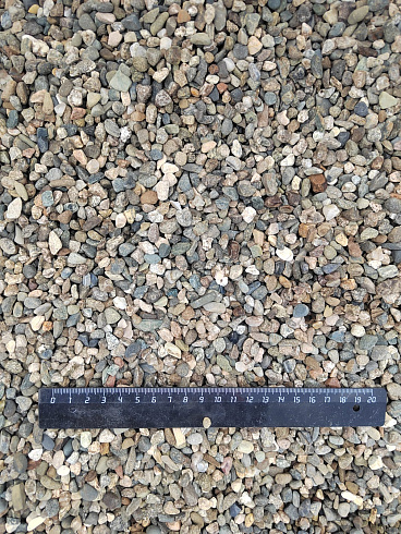 Kamenclub.ru: Галька речная окат (серая) фр.5-10 мм купить  в Махачкале галька речная серая, серый, темно-серый, светло-серый, коричневый речная окатанная галька декоративная ландшатфная 5000 руб/т   фото КАМЕНЬ КЛУБ