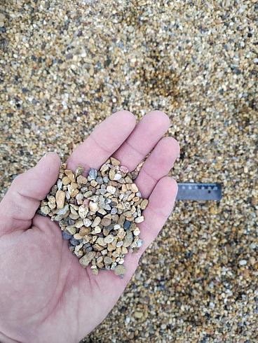 Галька речная окат (рыжая) фр.3-5 мм купить в Махачкале 