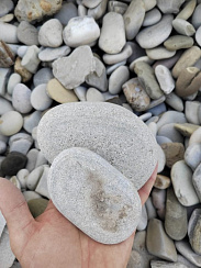 Галька черноморская фр. 50-100 мм.  купить в Махачкале фото Камень Клуб