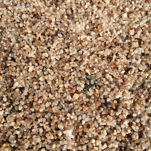 Кварцевый песок сухой фракцинированный фр. 1,6-4 мм.  купить в Махачкале фото Камень Клуб
