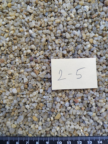Кварцевый песок для площадок фр. 2-5 мм.  купить в Махачкале фото Камень Клуб