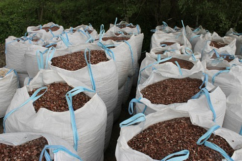 Kamenclub.ru: Мраморная крошка (щебень крошка розовый) фр. 20-40 мм.  купить в Махачкале мрамор розовый, красный мраморная крошка декоративная 11000 руб/т   фото КАМЕНЬ КЛУБ