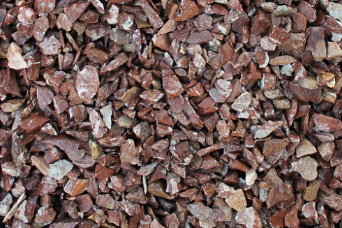 Kamenclub.ru: Мраморная крошка (щебень крошка розовый) фр. 3-5 мм.  купить в Махачкале мрамор розовый, красный декоративная ландшафтная мраморная крошка 11500 руб/т   фото КАМЕНЬ КЛУБ