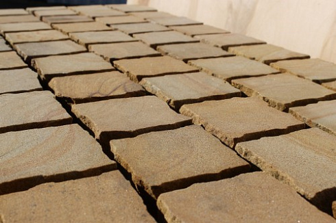 Kamenclub.ru: Песчаник брусчатка (Прага) art PSG-10-07  купить в Махачкале    2600 руб/кв.м   фото КАМЕНЬ КЛУБ