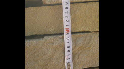 Kamenclub.ru: Песчаник пластушка желтый с рисунком (4-6 см)  купить в Махачкале плитняк пластушка желтый с рисунком песчаник 9 000 руб/м3   фото КАМЕНЬ КЛУБ