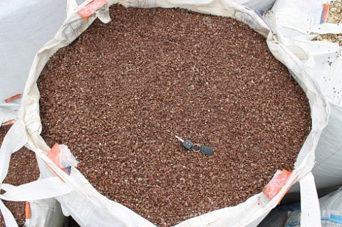 Kamenclub.ru: Мраморная крошка (щебень крошка розовый) фр. 5-10 мм.  купить в Махачкале мрамор розовый, красный щебень колотый ландшафтный декоративный  11000 руб/т   фото КАМЕНЬ КЛУБ