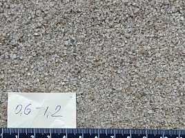 Кварцевый песок для площадок фр. 0,6-1,2 мм.  купить в Махачкале фото Камень Клуб